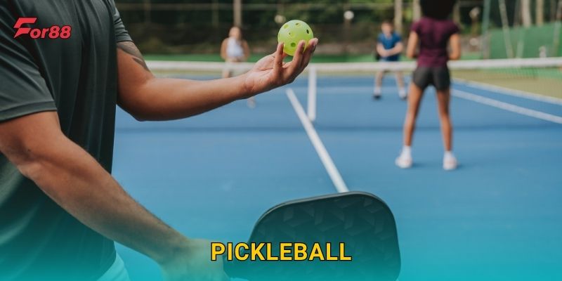 Pickleball năng động – Kết hợp kỹ thuật độc đáo tại For88